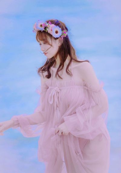 日韩美女恋夜秀场_蓝光最新电影在线观看