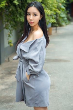 丰满岳妇张开腿任你躁_1080全集免费播放