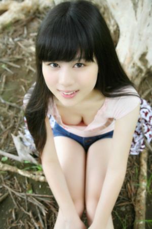 欧美四色眼影图片_1080全集在线观看