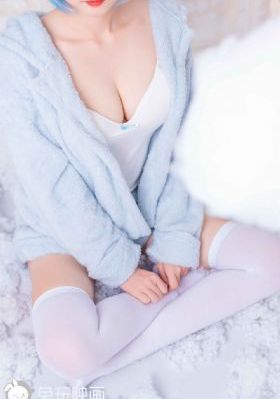 欧美内衣女模特图片_BD韩语电影免费在线