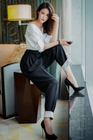 欧美海滩浴场_在线播放高清