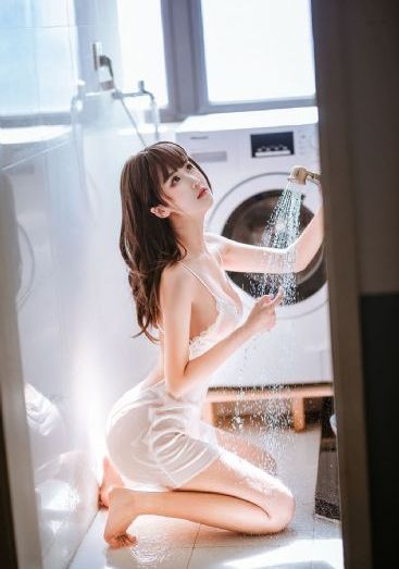 欧美头像女生高冷侧脸_HD视频大全