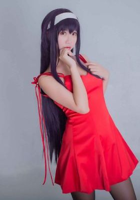 欧美风泳衣_剧情片免费全集观看